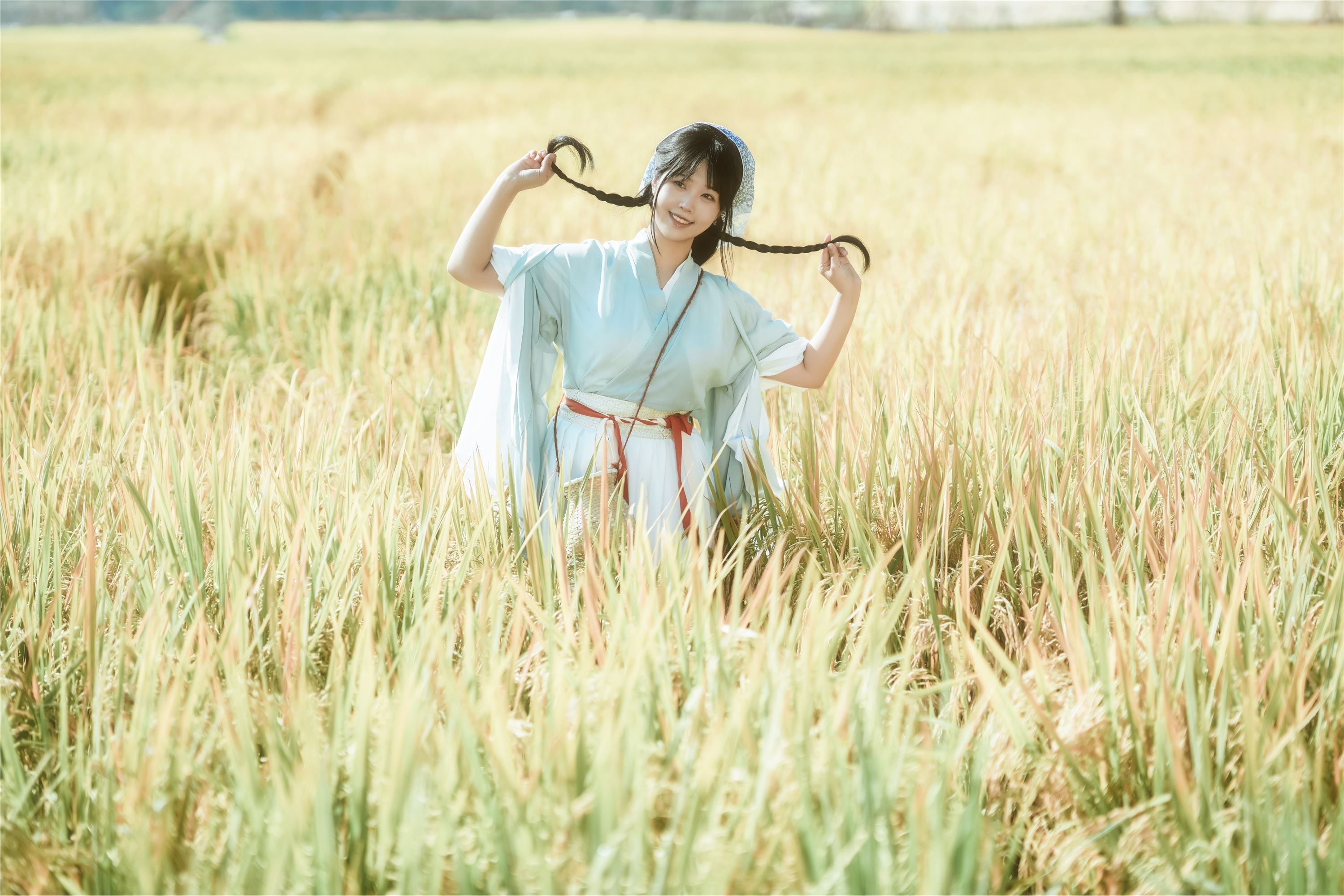 YITUYU艺图语 2025.02.04 田间女孩 阿森